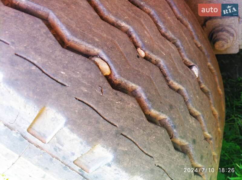 Бортовой полуприцеп Krone SDP 27 1998 в Шептицькому