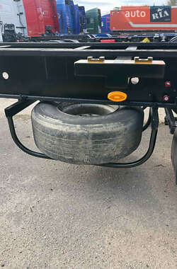 Контейнеровоз Krone SDP 27 2004 в 