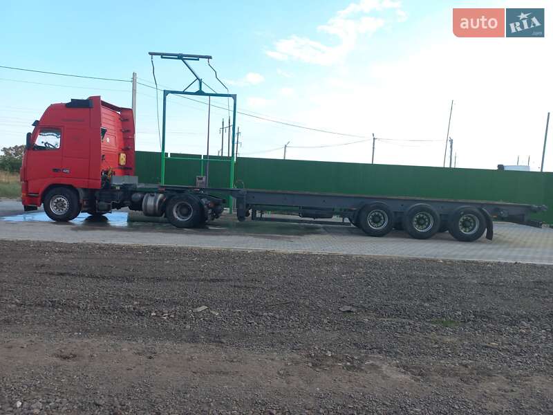 Контейнеровоз Krone SDP 27 2000 в Одессе