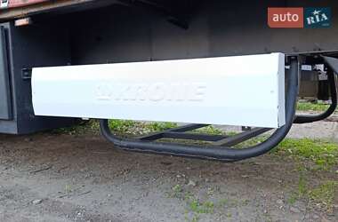 Тентованный борт (штора) - полуприцеп Krone SDP 27 2005 в 