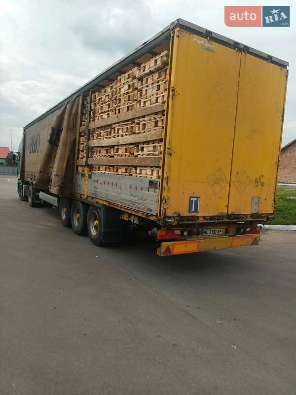 Бортовой полуприцеп Krone SDP 27 2004 в 