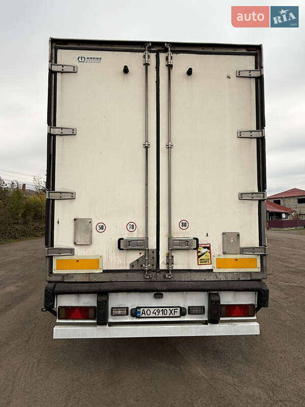 Рефрижератор полуприцеп Krone SDP 27 2002 в Ужгороде