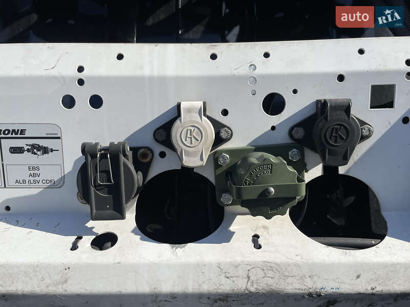 Тентований борт (штора) - напівпричіп Krone SDP 27 2013 в Львові фото 20 Тентований борт (штора) - напівпричіп Krone SDP 27 2013 в Львові