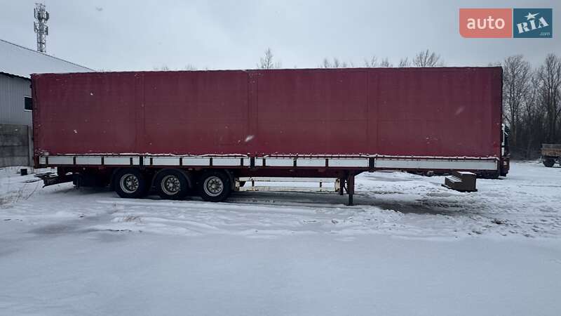 Бортовой полуприцеп Krone SDP 27 1999 в Гнивани