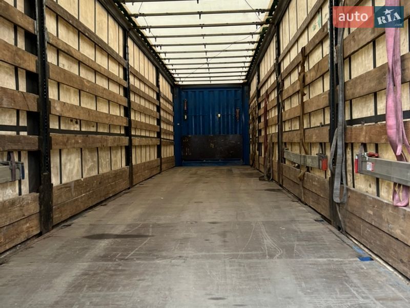 Тентований борт (штора) - напівпричіп Krone SDP 27 2006 в Харкові