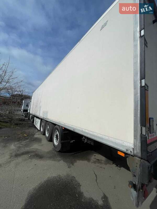 Рефрижератор напівпричіп Krone SDR 27 2005 в Києві