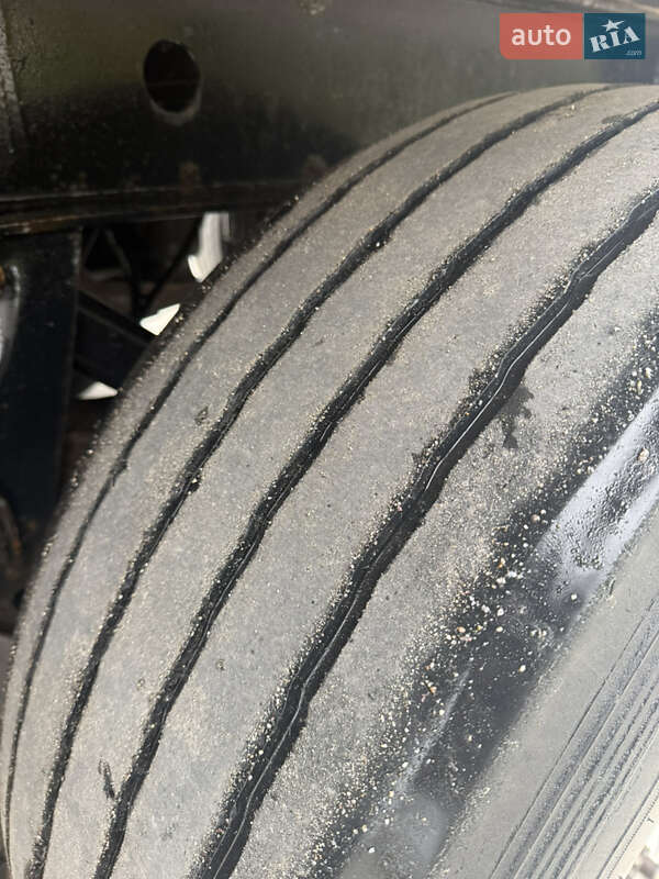 Рефрижератор напівпричіп Krone SDR 27 2005 в Чернівцях