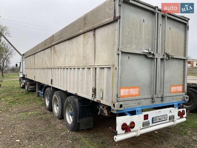 Контейнеровоз напівпричіп Krone SDR 27 2005 в Новій Одесі фото 2 Контейнеровоз напівпричіп Krone SDR 27 2005 в Новій Одесі