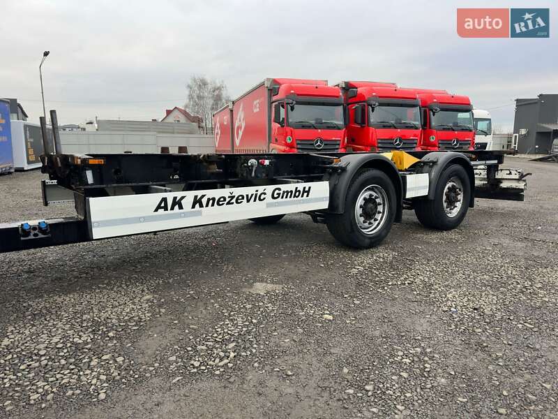 Контейнеровоз Krone ZZ 2018 в Луцьку