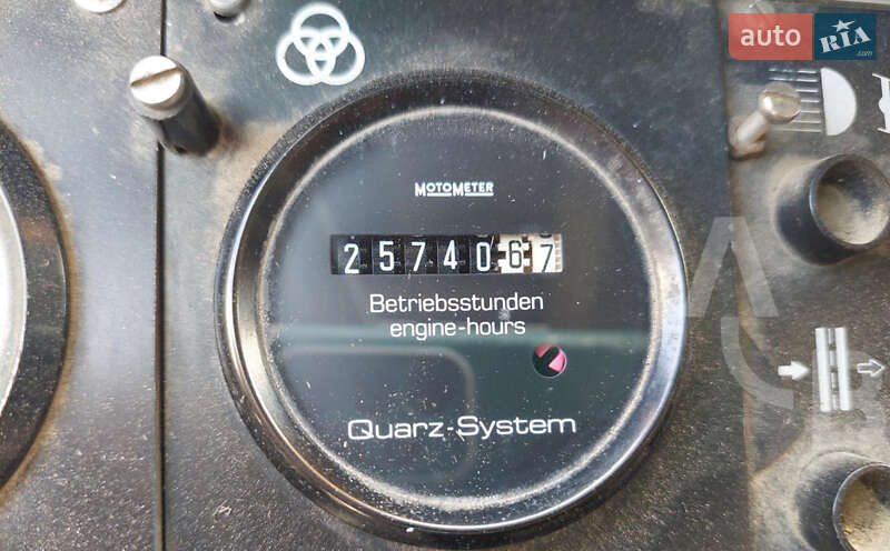 Автокран Krupp КМК 1990 в Долині