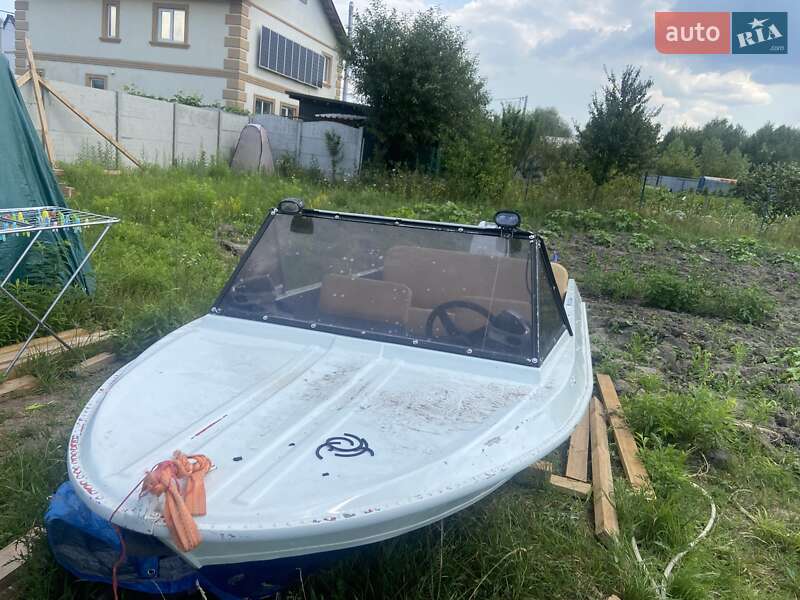 Човен Крим Крым 1978 в Києві фото 4 Човен Крим Крым 1978 в Києві