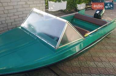 Лодка Крым Крым 1977 в 