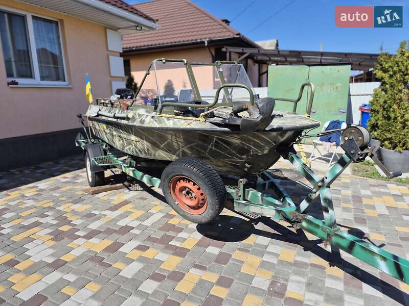 Лодка Крым Крым 1980 в Обухове фото Лодка Крым Крым 1980 в Обухове