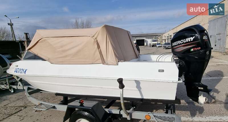 Лодка Крым Крым 1983 в Запорожье