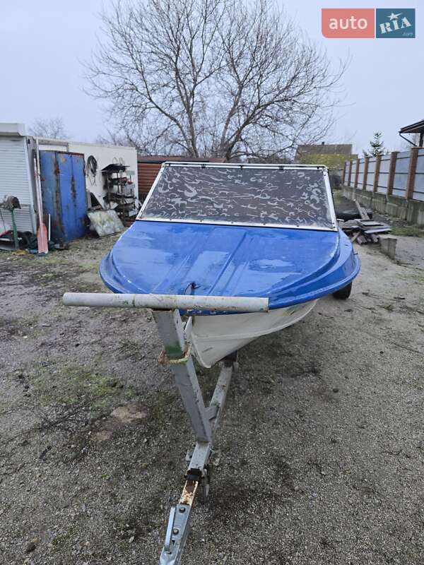 Лодка Крым М 1988 в Запорожье фото 2 Лодка Крым М 1988 в Запорожье