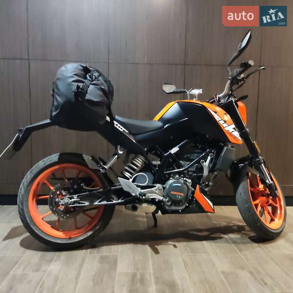 Міні спорт KTM 200 Duke 2021 в Горішніх Плавнях фото Міні спорт KTM 200 Duke 2021 в Горішніх Плавнях