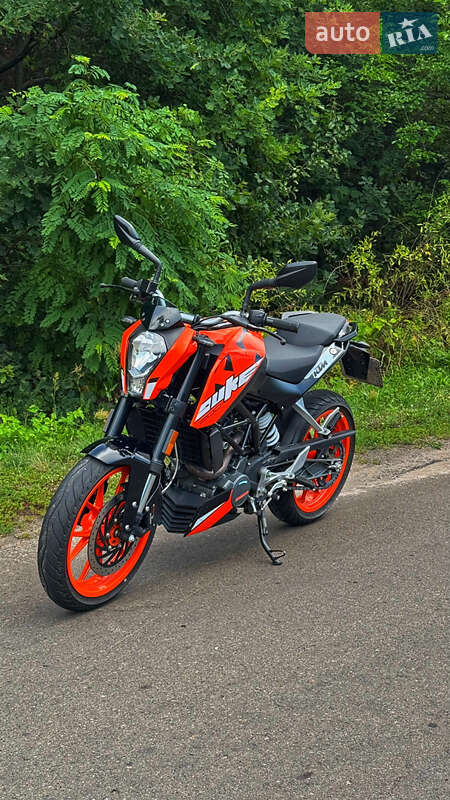 KTM 200 Duke 2021