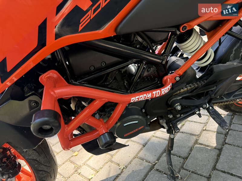 Мотоцикл Без обтекателей (Naked bike) KTM 200 2020 в Кельменцах фото 11 Мотоцикл Без обтекателей (Naked bike) KTM 200 2020 в Кельменцах