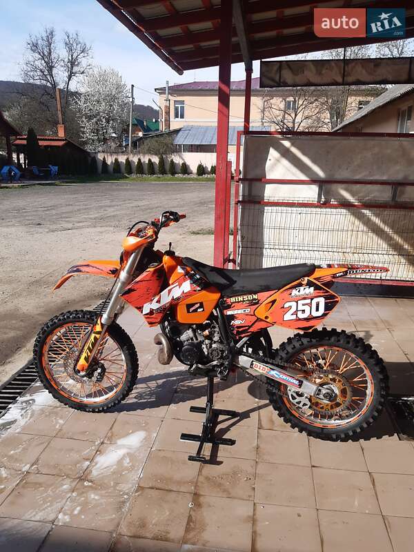 Мотоцикл Кросс KTM 250 SX-F 2005 в Рахове