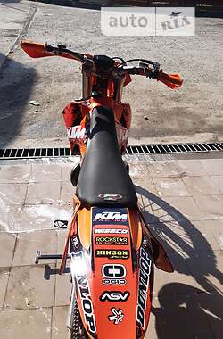 Мотоцикл Кросс KTM 250 SX-F 2005 в Рахові