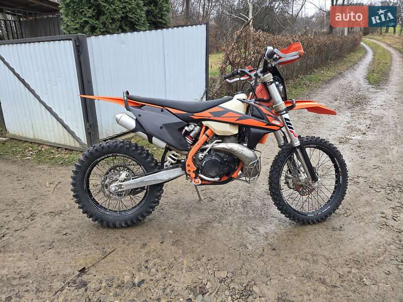 Мотоцикл Внедорожный (Enduro) KTM 300 EXC 2019 в Косове фото Мотоцикл Внедорожный (Enduro) KTM 300 EXC 2019 в Косове