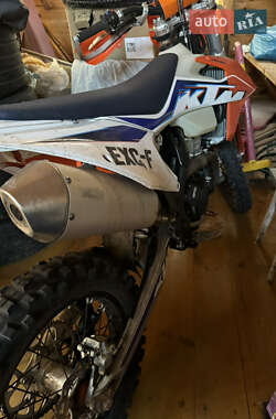 Мотоцикл Внедорожный (Enduro) KTM 350 EXC-F 2022 в 