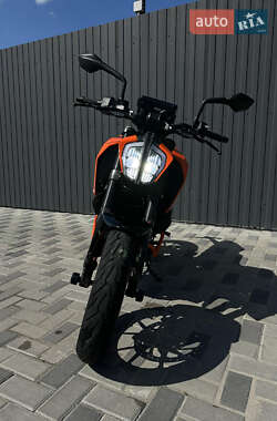 Мотоцикл Без обтікачів (Naked bike) KTM 390 Duke 2018 в 