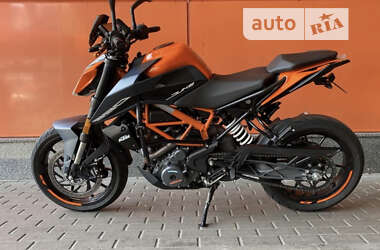 Мотоцикл Без обтекателей (Naked bike) KTM 390 Duke 2023 в Киеве