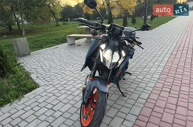 Мотоцикл Без обтекателей (Naked bike) KTM 390 Duke 2024 в 