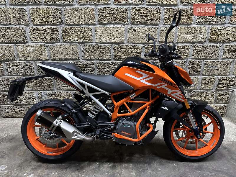 Мотоцикл Без обтекателей (Naked bike) KTM 390 Duke 2019 в 