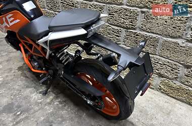 Мотоцикл Без обтекателей (Naked bike) KTM 390 Duke 2019 в 
