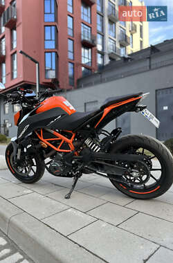 Мотоцикл Без обтекателей (Naked bike) KTM 390 Duke 2023 в Львове