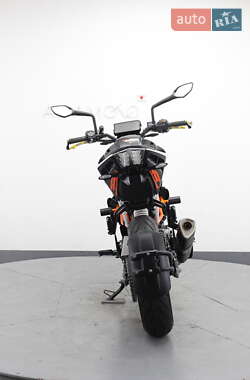 Мотоцикл Без обтекателей (Naked bike) KTM 390 Duke 2020 в 