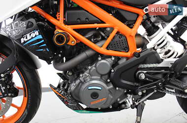Мотоцикл Без обтекателей (Naked bike) KTM 390 Duke 2020 в 