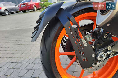 Мотоцикл Без обтекателей (Naked bike) KTM 390 Duke 2018 в 