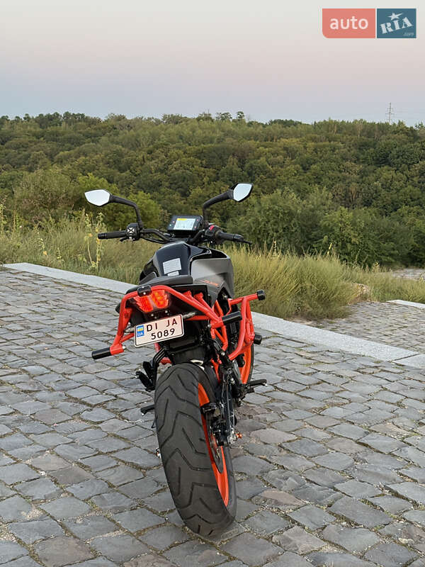 Мотоцикл Без обтекателей (Naked bike) KTM 390 Duke 2021 в Житомире