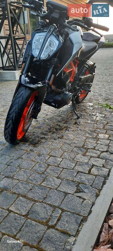 Мотоцикл Без обтекателей (Naked bike) KTM 390 Duke 2021 в Коростышеве фото 20 Мотоцикл Без обтекателей (Naked bike) KTM 390 Duke 2021 в Коростышеве