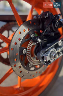 Мотоцикл Без обтекателей (Naked bike) KTM 390 Duke 2021 в 