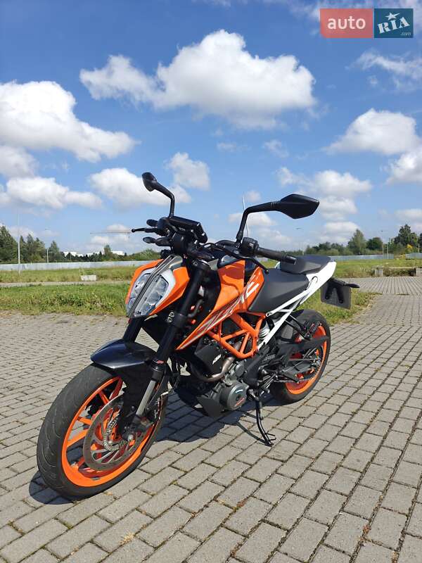 Мотоцикл Без обтекателей (Naked bike) KTM 390 Duke 2020 в 