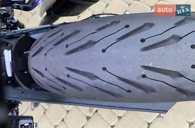 Мотоцикл Без обтекателей (Naked bike) KTM 390 Duke 2023 в 