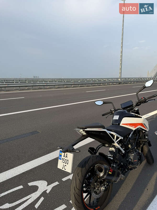 Мотоцикл Без обтекателей (Naked bike) KTM 390 Duke 2024 в Киеве