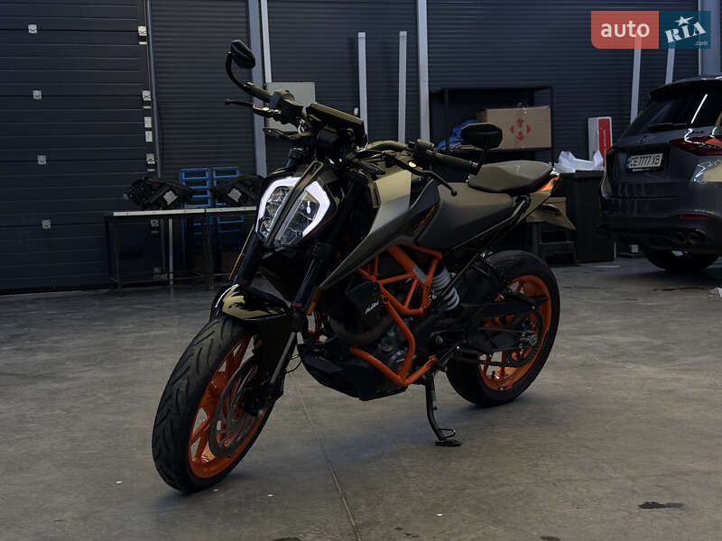 Мотоцикл Без обтікачів (Naked bike) KTM 390 Duke 2021 в Чернівцях