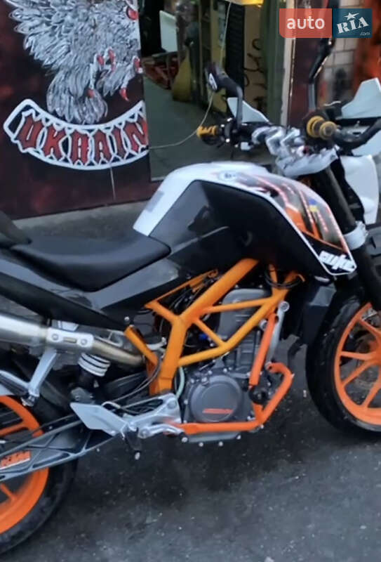 Мотоцикл Без обтекателей (Naked bike) KTM 390 Duke 2014 в Киеве фото 2 Мотоцикл Без обтекателей (Naked bike) KTM 390 Duke 2014 в Киеве