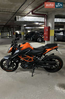 Мотоцикл Без обтікачів (Naked bike) KTM 390 Duke 2023 в Львові