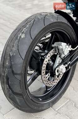 Мотоцикл Без обтекателей (Naked bike) KTM 690 Duke 2010 в 