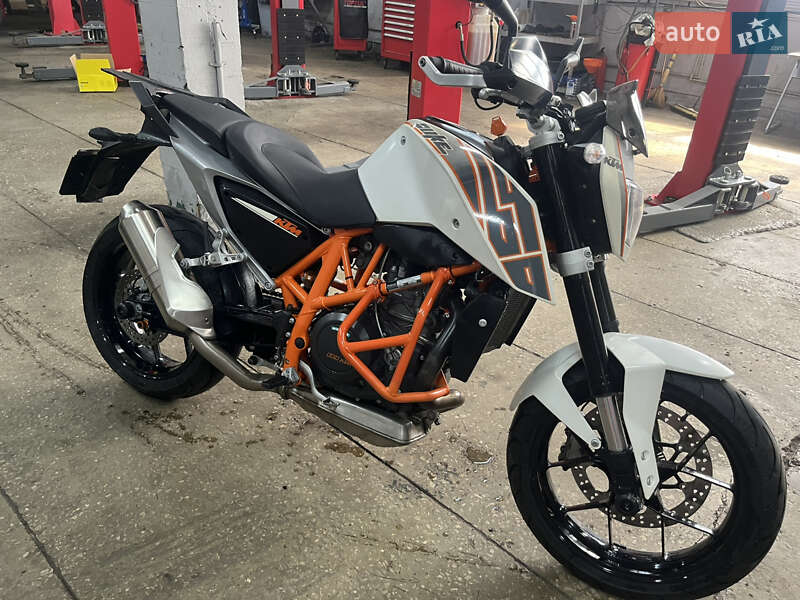 Мотоцикл Без обтікачів (Naked bike) KTM 690 Duke 2013 в Києві фото 3 Мотоцикл Без обтікачів (Naked bike) KTM 690 Duke 2013 в Києві