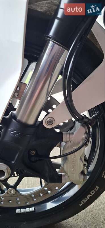 Мотоцикл Без обтікачів (Naked bike) KTM 690 Duke 2015 в Чернівцях