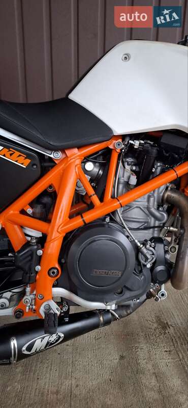 Мотоцикл Без обтікачів (Naked bike) KTM 690 Duke 2015 в Чернівцях