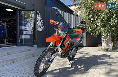 Мотоцикл Многоцелевой (All-round) KTM 690 Enduro 2022 в 