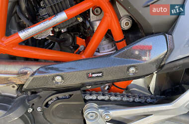 Мотоцикл Многоцелевой (All-round) KTM 690 Enduro 2022 в 